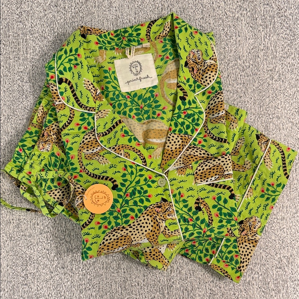 NWT, Printfresh, 2-piece, Bagheera Print Green Leopard Pajama Set, XL